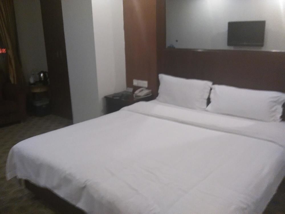 Shanshui Fashion Hotel Paifang Park Zhaoqing Buitenkant foto